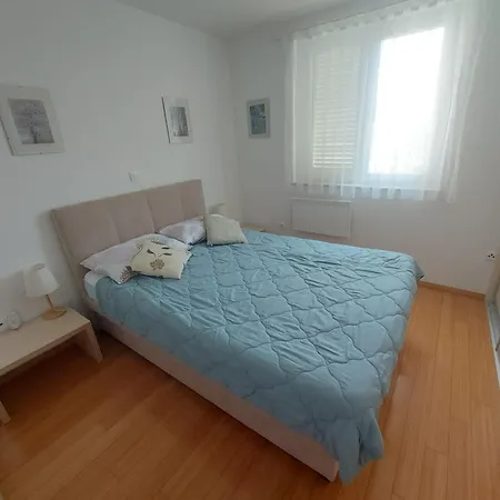 Апартаменты Apartman Zora
