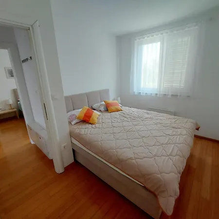Apartman Zora Порат